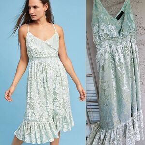 Stunning Hemant And Nandita Green Gold Seagrass Sleeveless Dress M